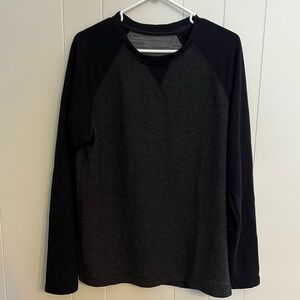 Orvis long sleeve size M